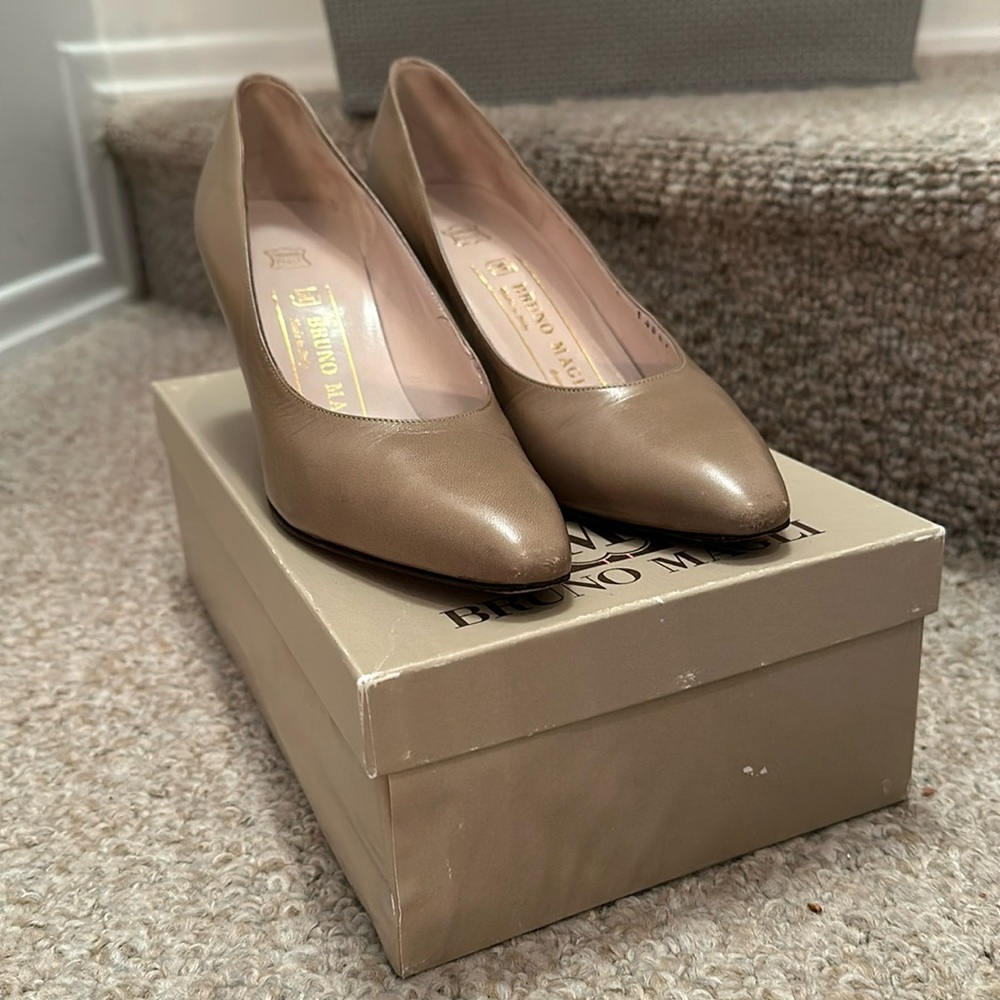 Bruno Magli Taupe Bianca Heel